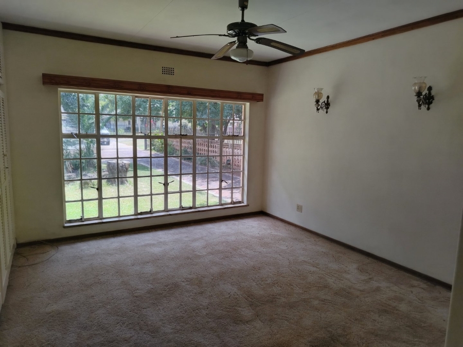 5 Bedroom Property for Sale in Flamwood North West